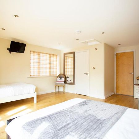 Hillcroft Accommodation Redhill (Somerset) Exterior foto