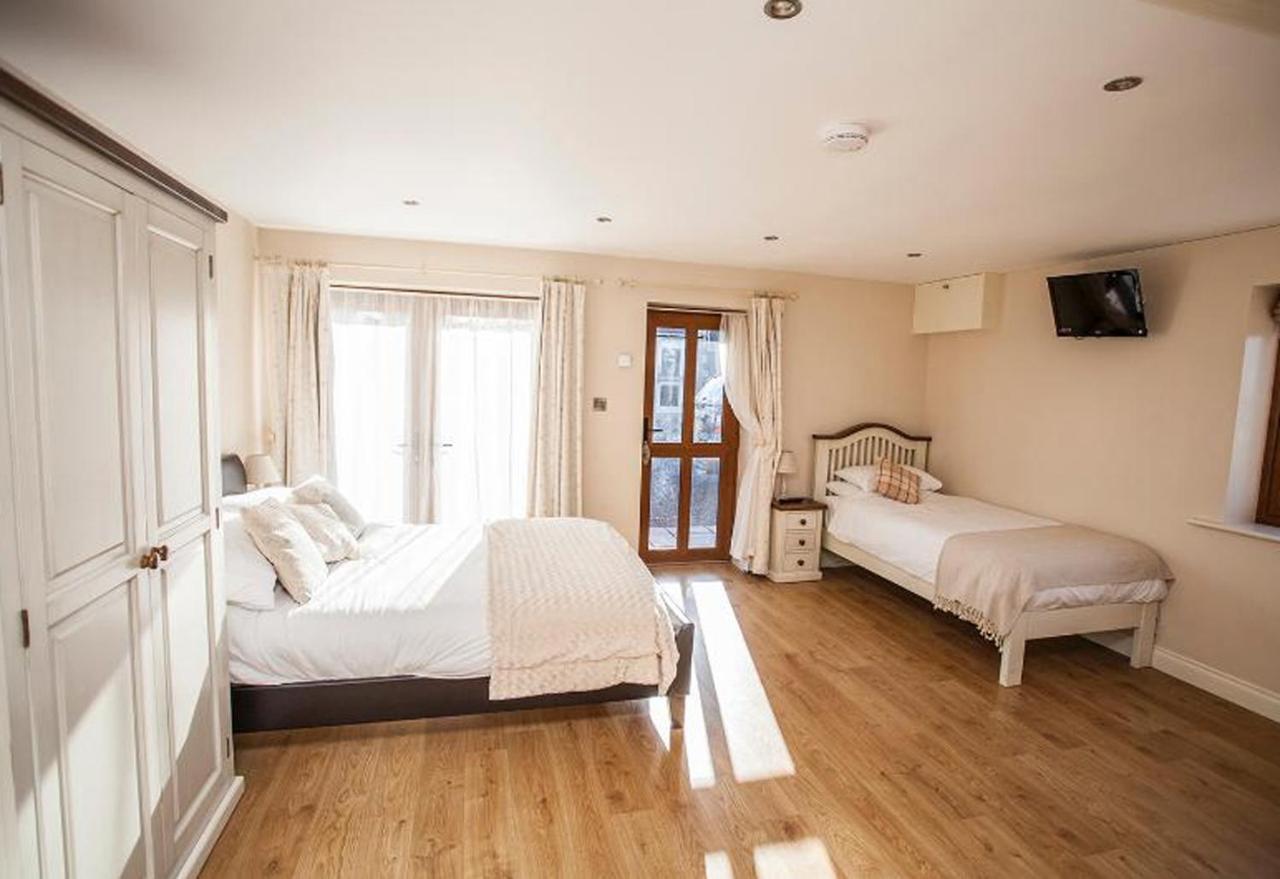Hillcroft Accommodation Redhill (Somerset) Exterior foto